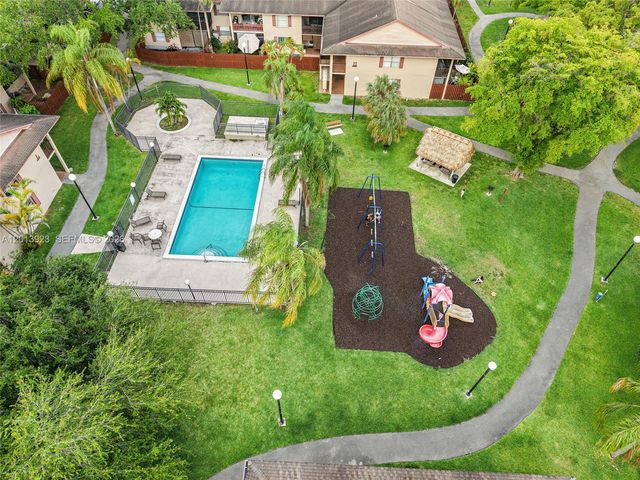 11201 SW 88th St 103A, Miami, FL 33176