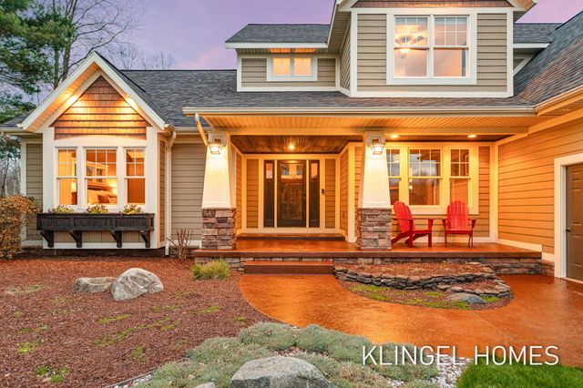 18918 Whispering Pines Way, Spring Lake, MI 49456