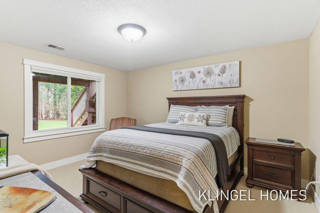 18918 Whispering Pines Way, Spring Lake, MI 49456