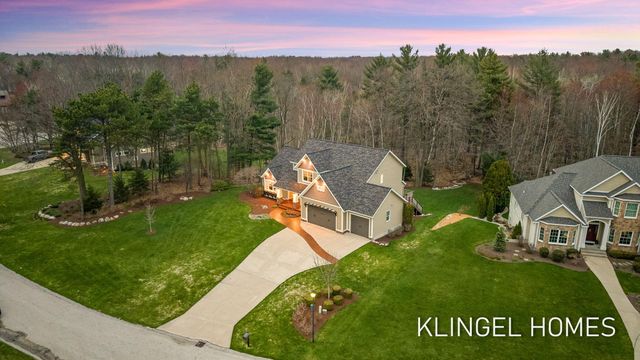 18918 Whispering Pines Way, Spring Lake, MI 49456