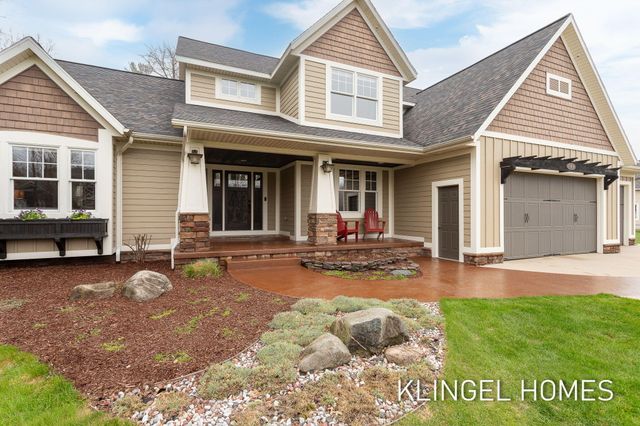 18918 Whispering Pines Way, Spring Lake, MI 49456