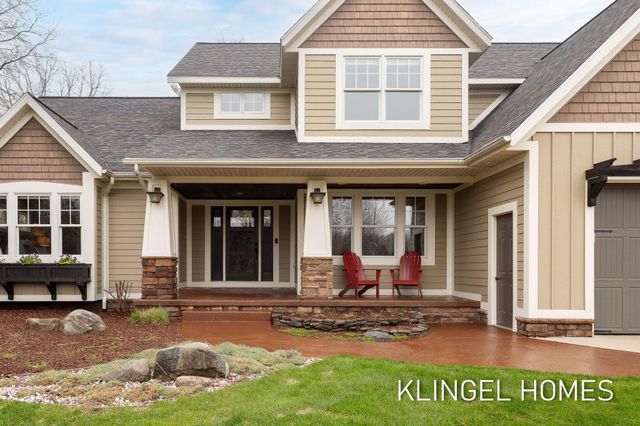 18918 Whispering Pines Way, Spring Lake, MI 49456