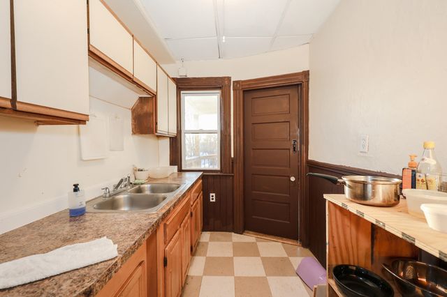 180 Beech Street, Manchester, NH 03103