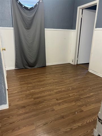 5020 Fredro Street, Detroit, MI 48212