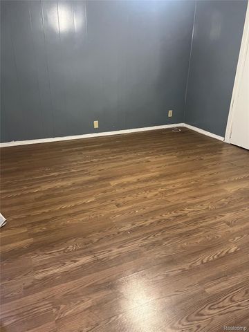 5020 Fredro Street, Detroit, MI 48212