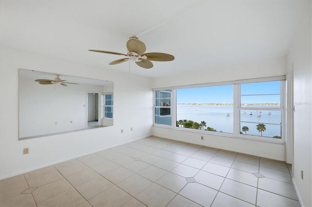 555 S GULFSTREAM AVENUE 902, Sarasota, FL 34236