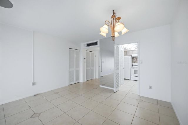 555 S GULFSTREAM AVENUE 902, Sarasota, FL 34236