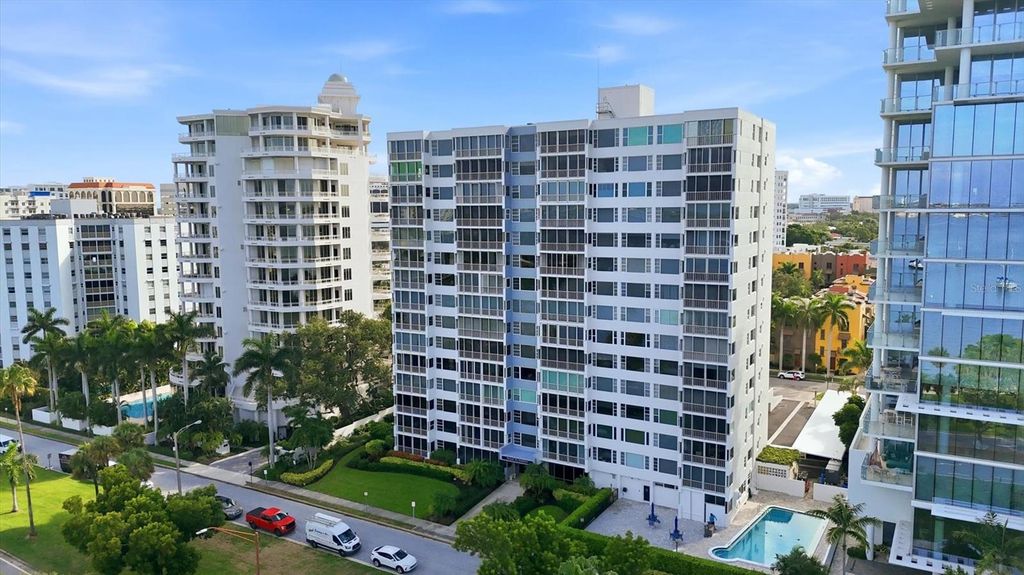 555 S GULFSTREAM AVENUE 902, Sarasota, FL 34236