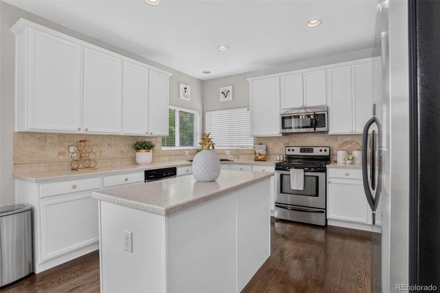 7654 Bison Court, Littleton, CO 80125