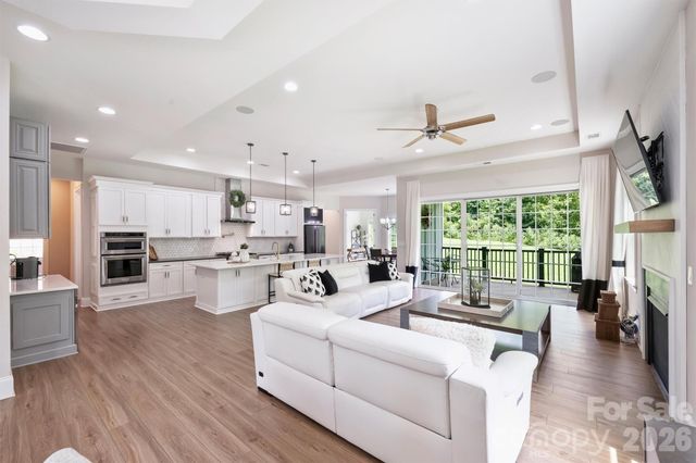 10542 Sweethaven Lane, Harrisburg, NC 28075