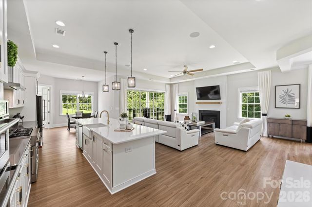 10542 Sweethaven Lane, Harrisburg, NC 28075