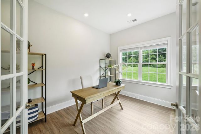 10542 Sweethaven Lane, Harrisburg, NC 28075