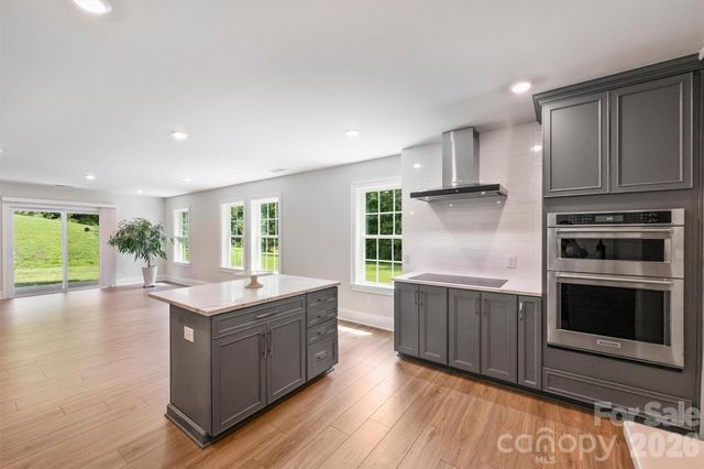 10542 Sweethaven Lane, Harrisburg, NC 28075