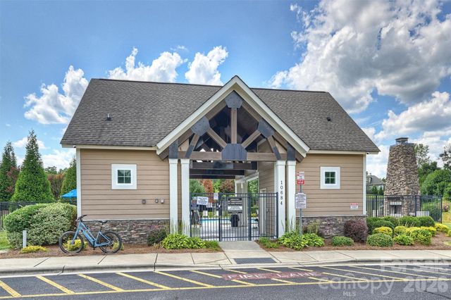 10542 Sweethaven Lane, Harrisburg, NC 28075