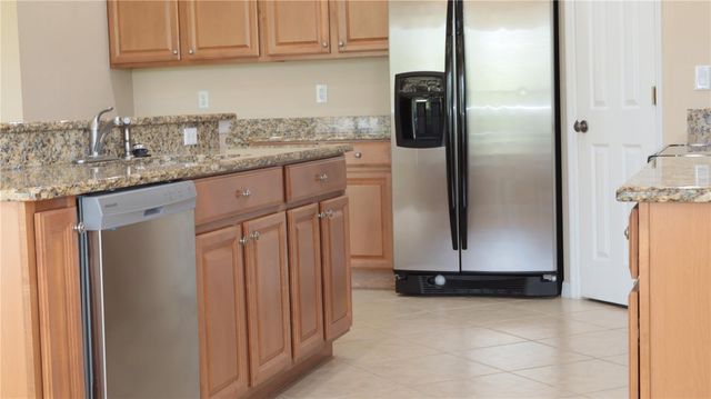 2552 HOBBLEBRUSH DRIVE, North Port, FL 34289