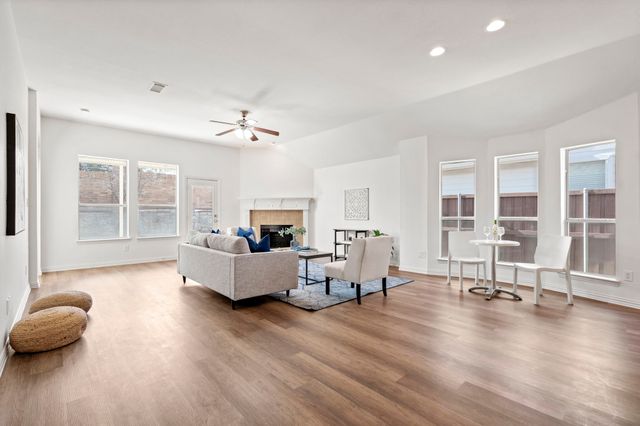 718 Ambrose Court, Garland, TX 75040