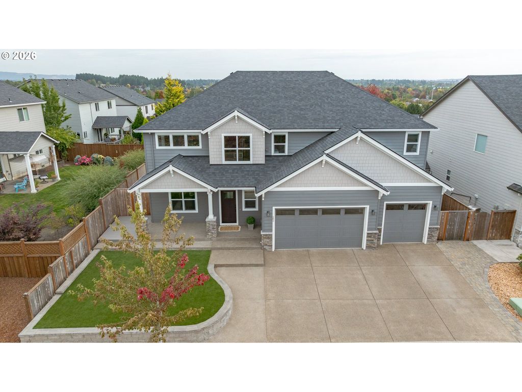 Image 1 of property listing at 282 Sw MT ST HELENS St, Mc Minnville, OR 97128