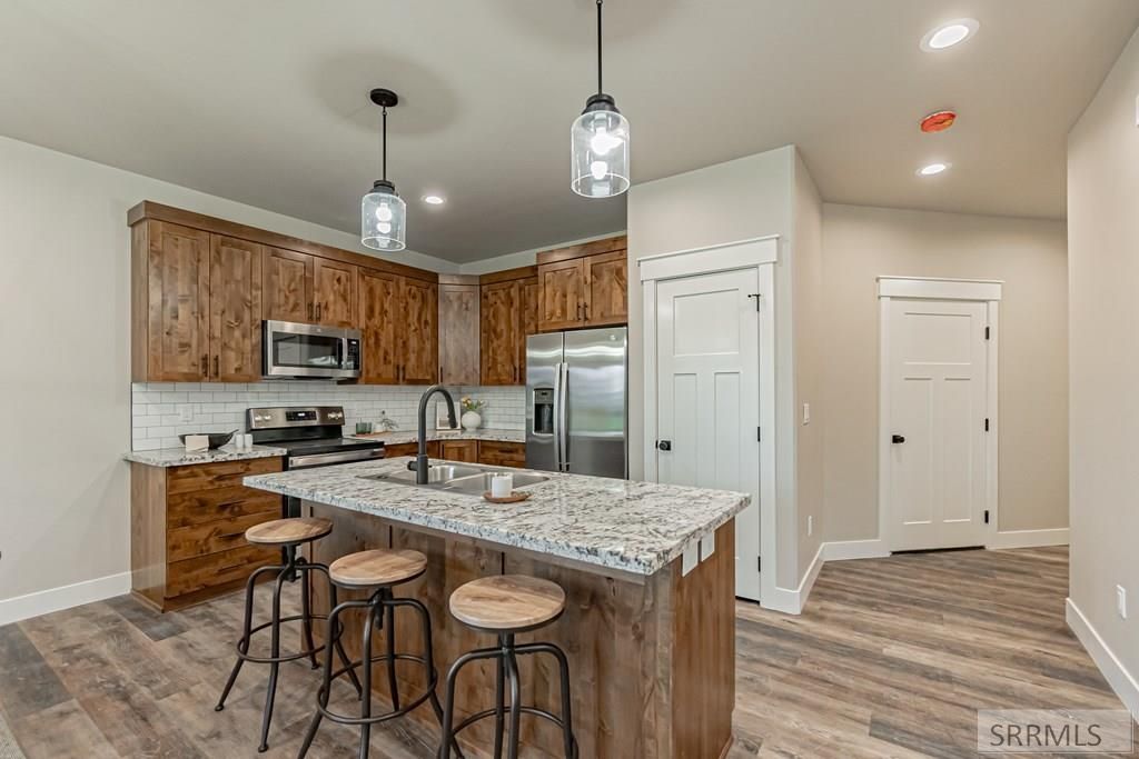 Image 6 of property listing at 620 N 4th Street # 1, Ashton, ID 83420