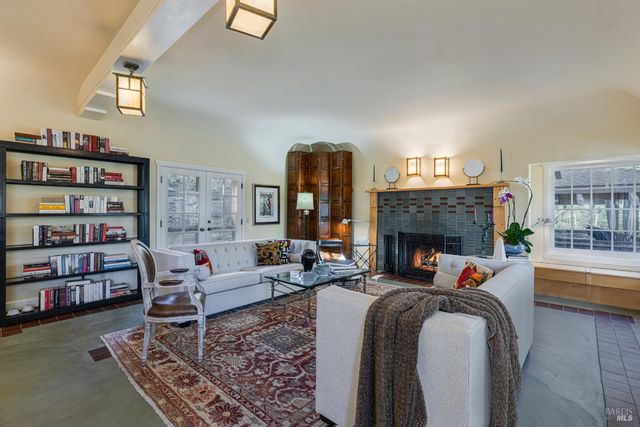 5779 Trailwood Dr, Santa Rosa, CA 95404