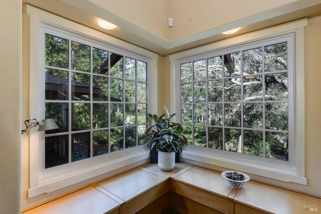 5779 Trailwood Dr, Santa Rosa, CA 95404