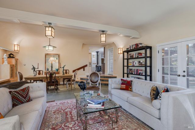 5779 Trailwood Dr, Santa Rosa, CA 95404