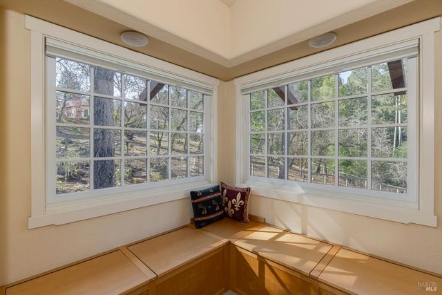 5779 Trailwood Dr, Santa Rosa, CA 95404