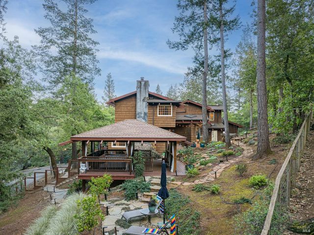 5779 Trailwood Dr, Santa Rosa, CA 95404