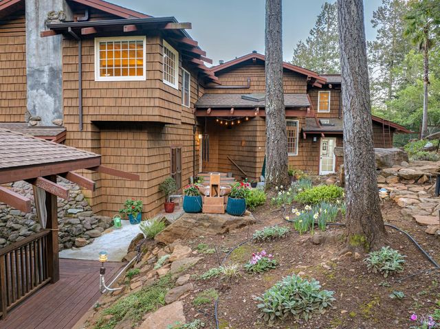5779 Trailwood Dr, Santa Rosa, CA 95404