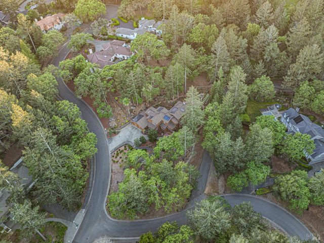 5779 Trailwood Dr, Santa Rosa, CA 95404