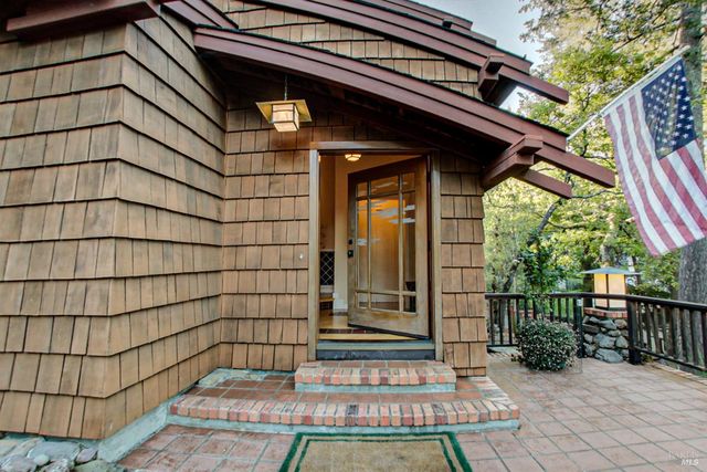 5779 Trailwood Dr, Santa Rosa, CA 95404