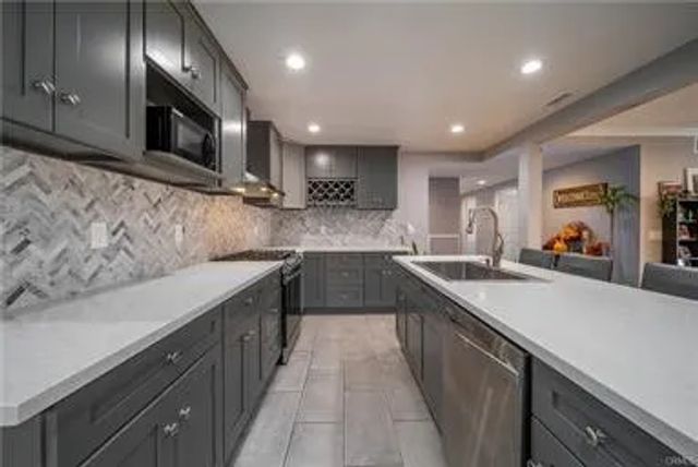 16401 Andiron, Whittier, CA 90604