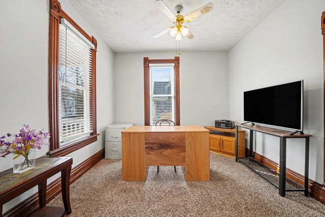 602 D Street, La Porte, IN 46350