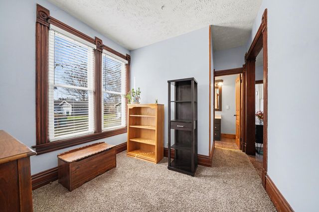 602 D Street, La Porte, IN 46350