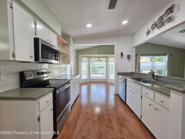 2676 Royal Ridge Drive, Spring Hill, FL 34606