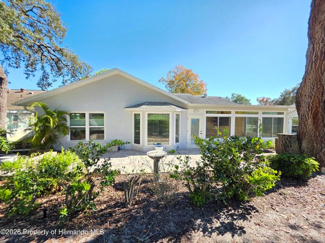 2676 Royal Ridge Drive, Spring Hill, FL 34606