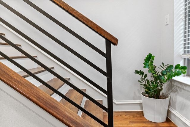 779 Spanish Oaks Place, Dallas, TX 75204