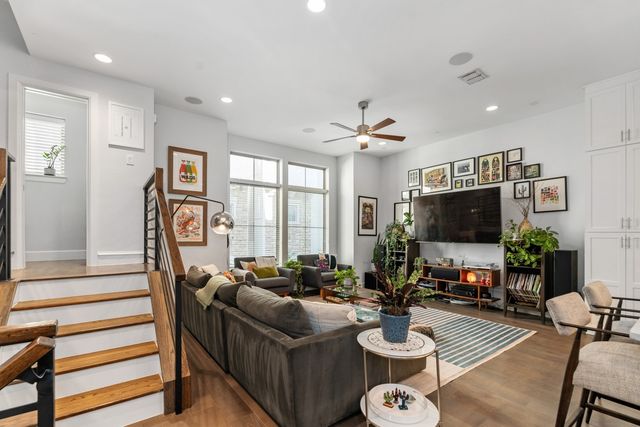 779 Spanish Oaks Place, Dallas, TX 75204