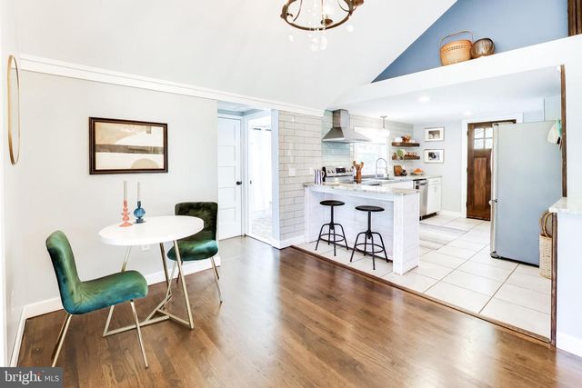 8014 FOREST GLEN DR, Pasadena, MD 21122