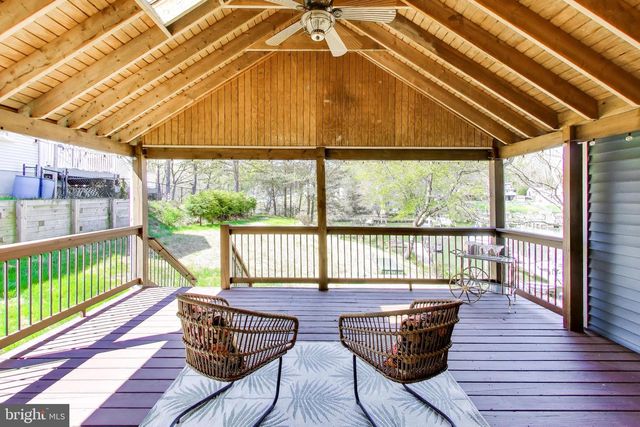 8014 FOREST GLEN DR, Pasadena, MD 21122