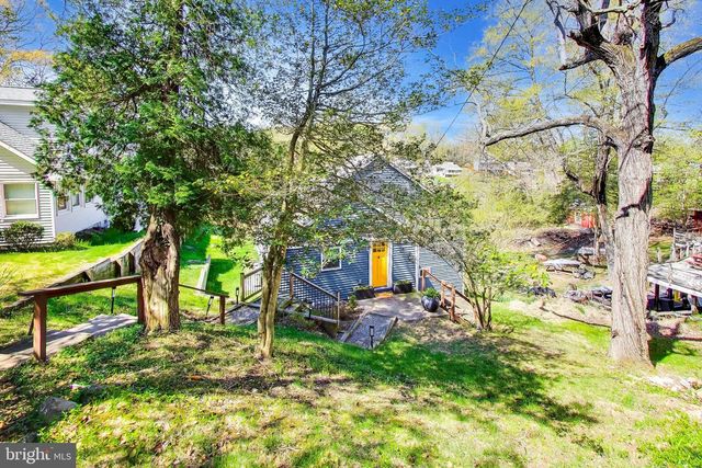 8014 FOREST GLEN DR, Pasadena, MD 21122