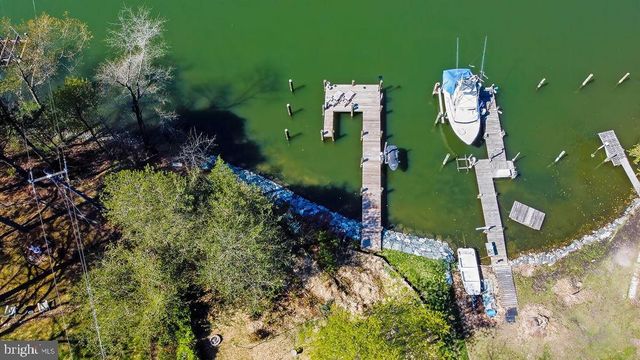 8014 FOREST GLEN DR, Pasadena, MD 21122