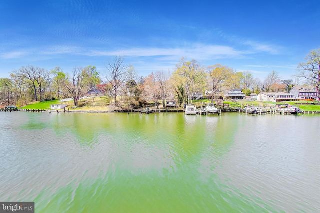 8014 FOREST GLEN DR, Pasadena, MD 21122