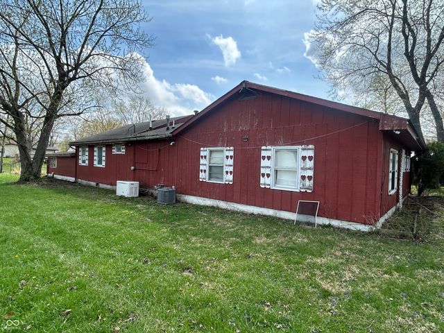 319 Peach Tree Lane, Indianapolis, IN 46219