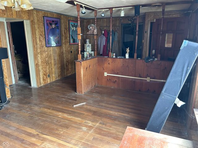 319 Peach Tree Lane, Indianapolis, IN 46219