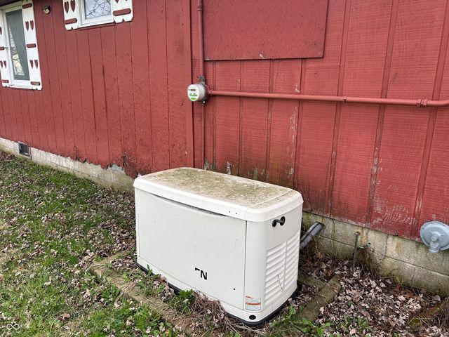 319 Peach Tree Lane, Indianapolis, IN 46219