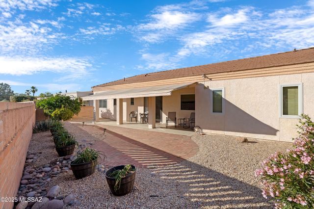 1750 W Circulo De La Pinata, Green Valley, AZ 85622