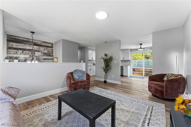 78 Summerberry Lane, Niles, OH 44446