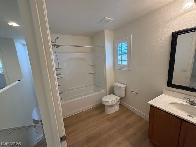 7879 Shoreline Ridge Court, Las Vegas, NV 89166