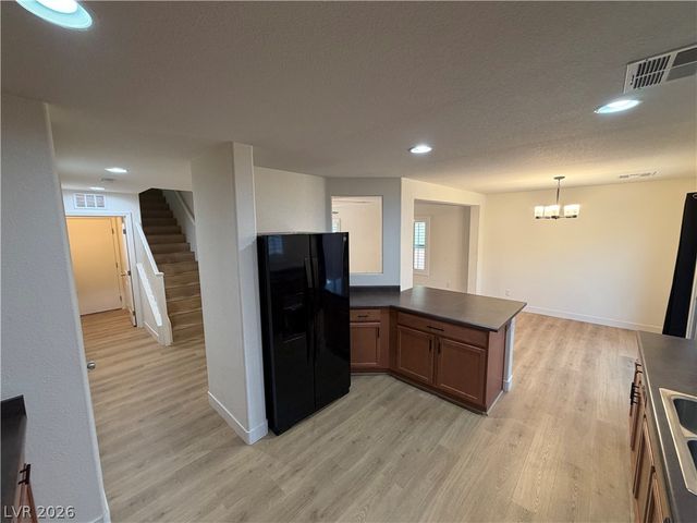 7879 Shoreline Ridge Court, Las Vegas, NV 89166