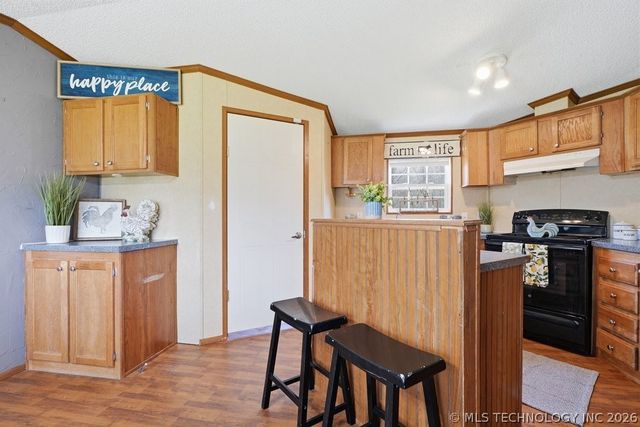 9159 Sahoma Lake Road, Sapulpa, OK 74066